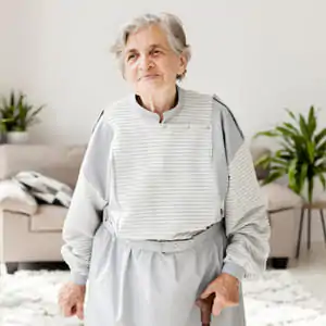 User testimonial woman smiling